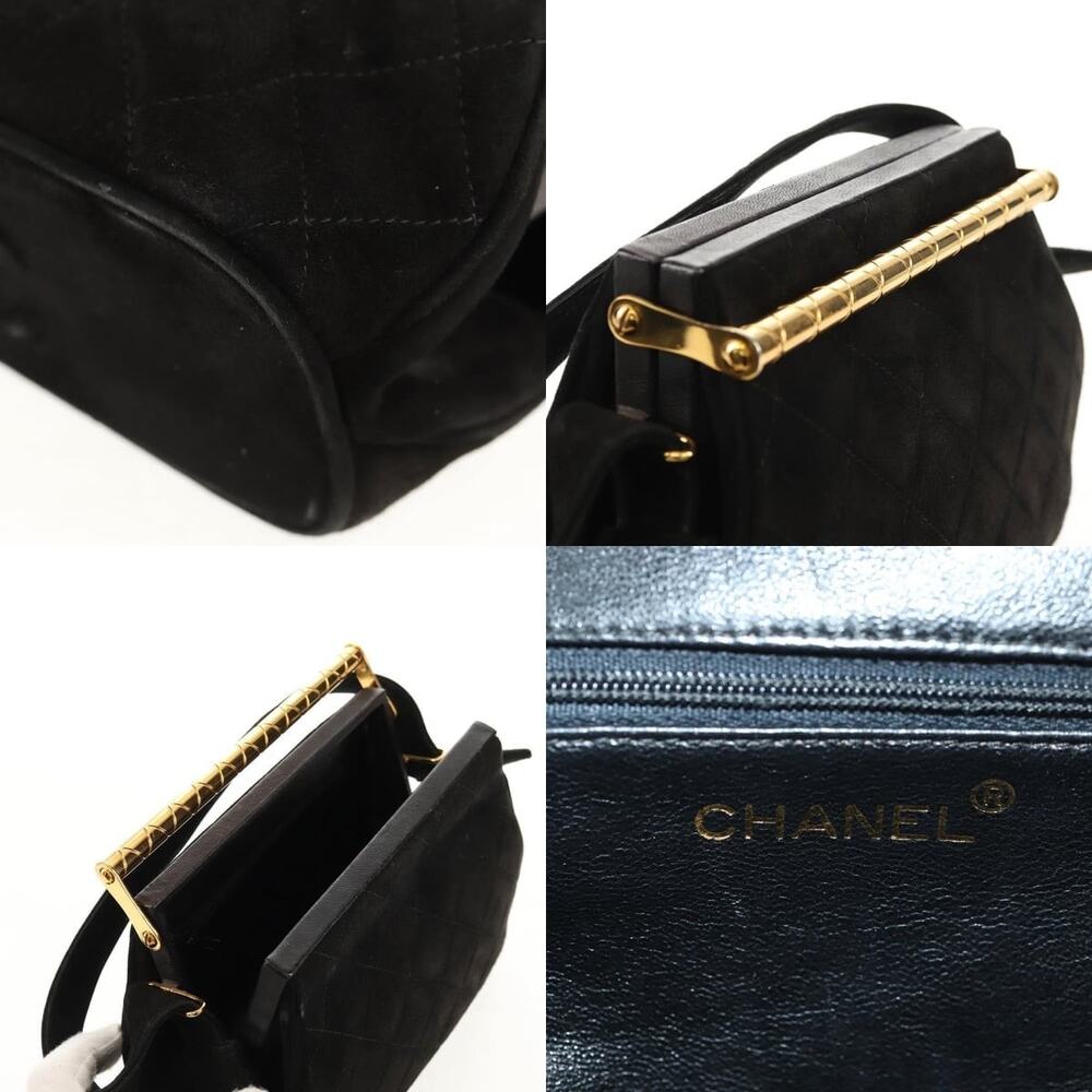 Chanel Matelasse Handbag - Picture 7 of 8